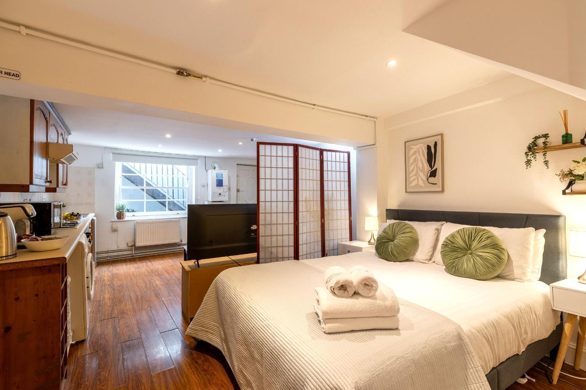 Albert Apt London Exterior photo